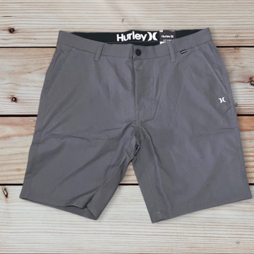 Hurley  hybrid walk shorts